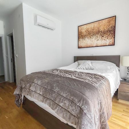 Sunny Side Wellness Resort & Spa Budva Eksteriør billede