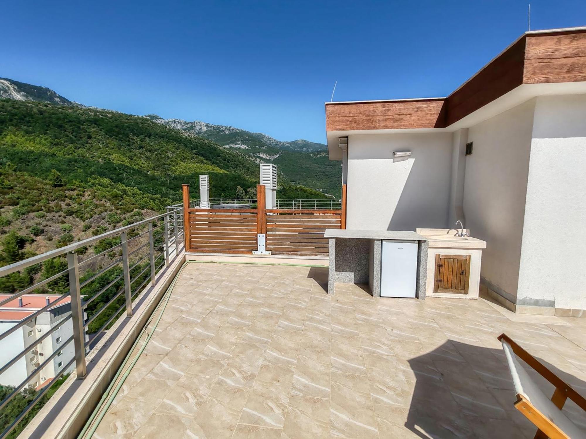 Sunny Side Wellness Resort & Spa Budva Eksteriør billede