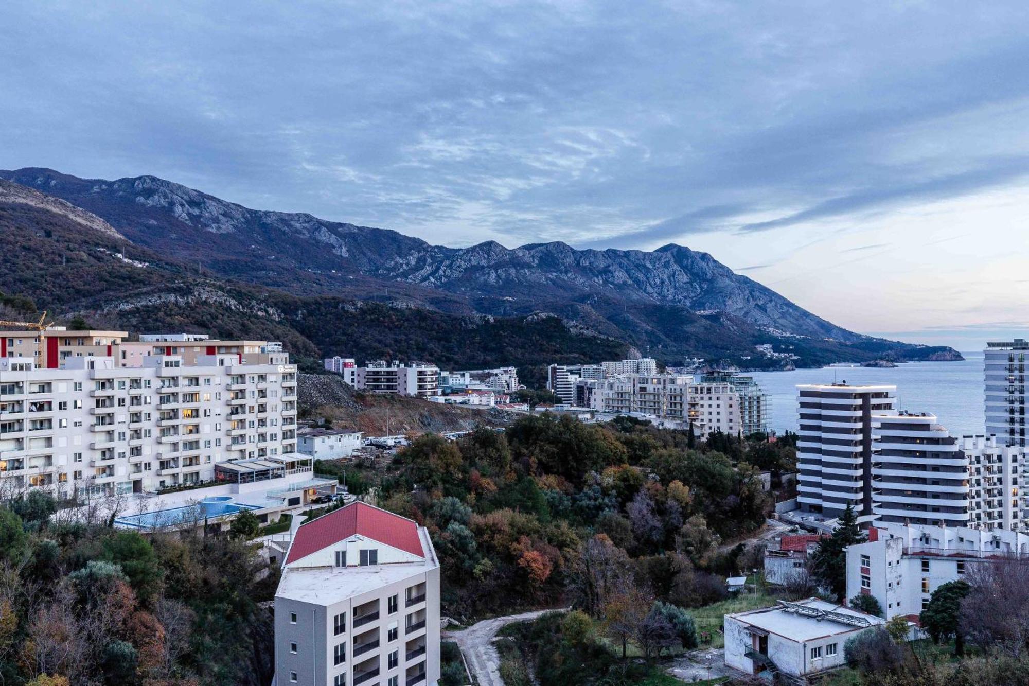 Sunny Side Wellness Resort & Spa Budva Eksteriør billede