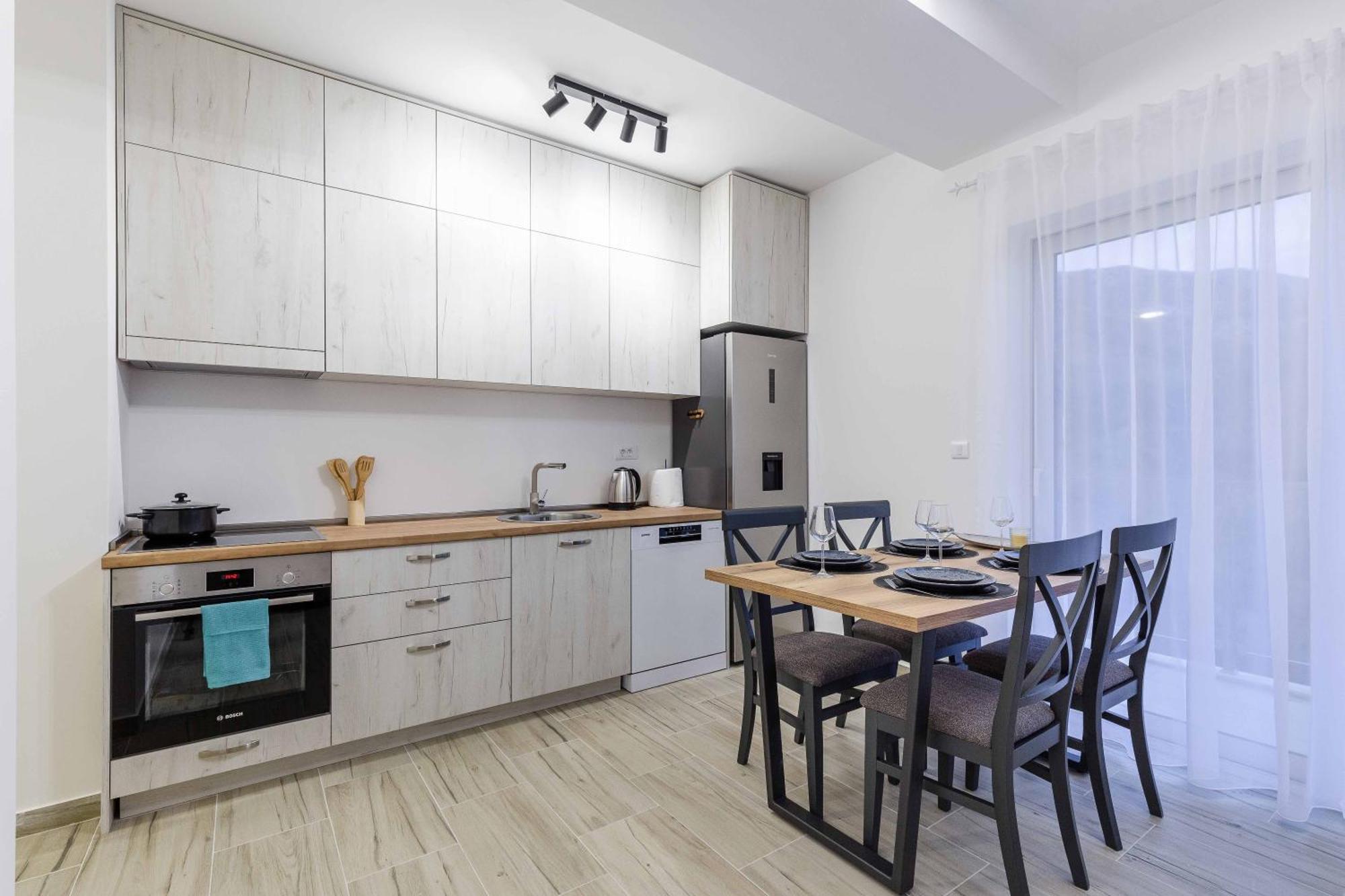 Sunny Side Wellness Resort & Spa Budva Eksteriør billede